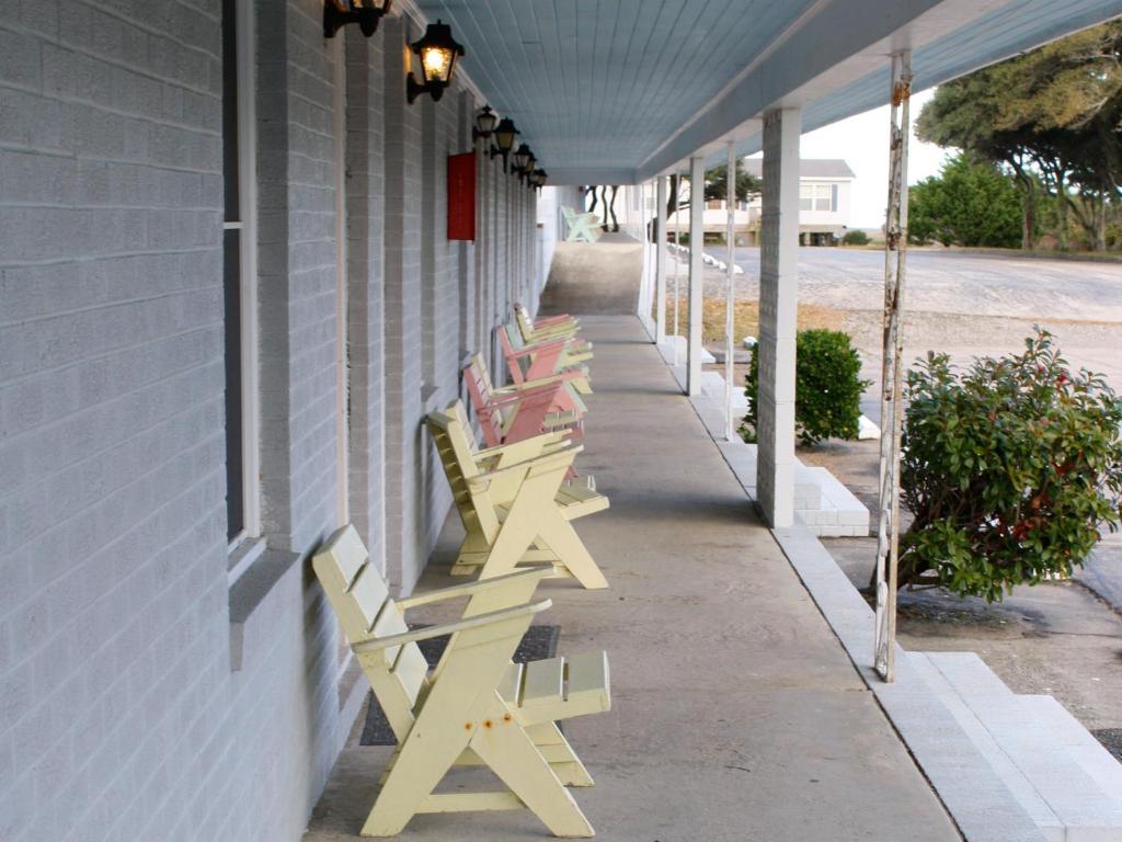 Falcon Motel Buxton Extérieur photo